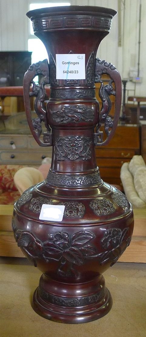 Chinese bronze vase(-)